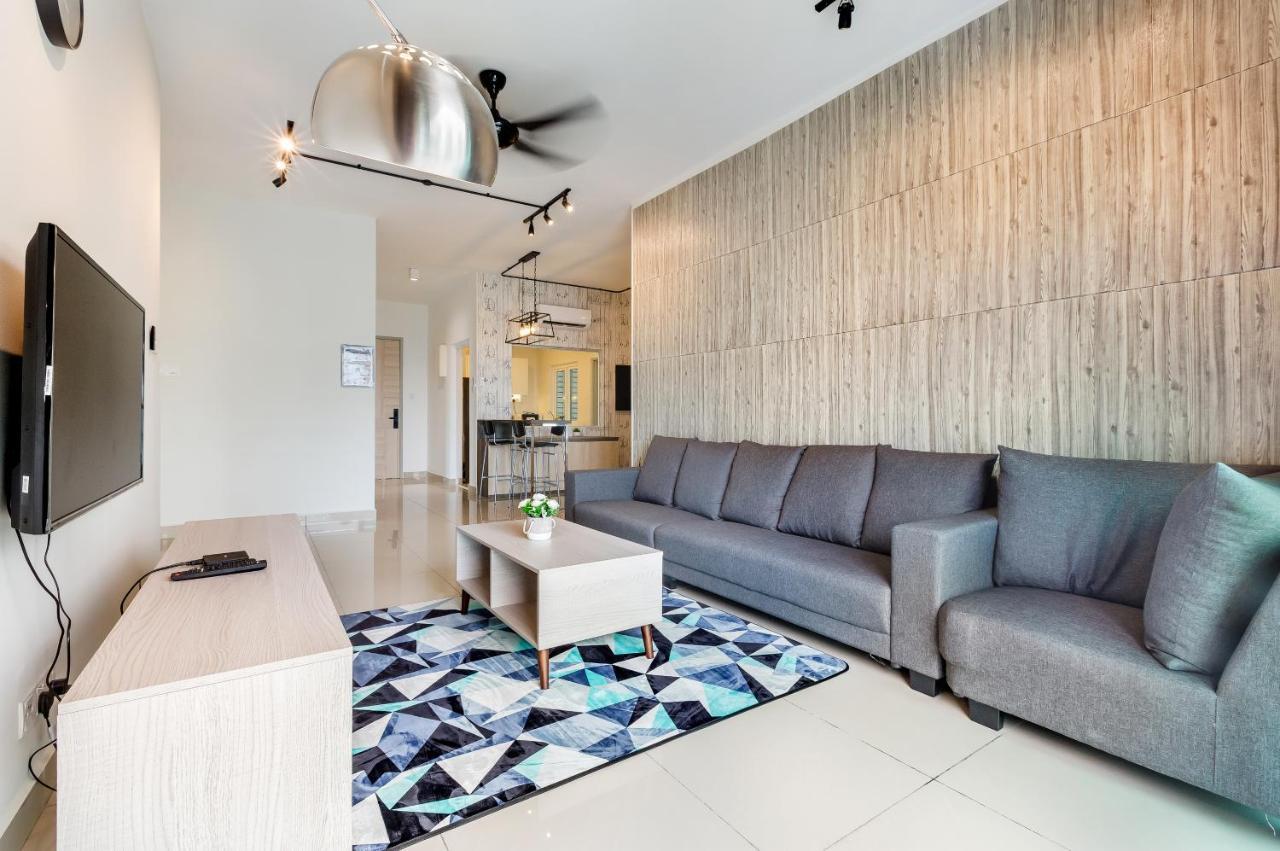 Seasons Luxury Apartment By Jk Home Джохор-Бару Екстер'єр фото