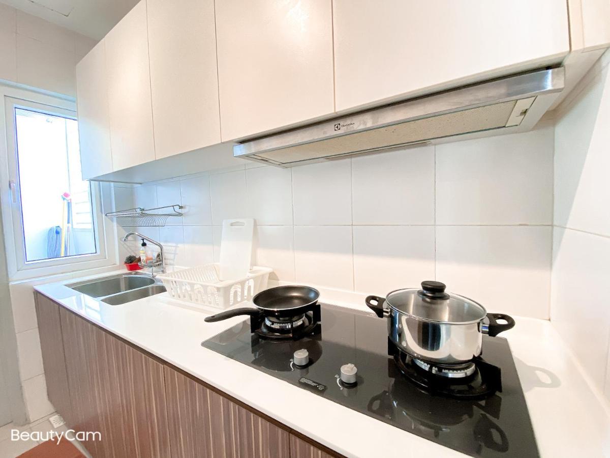 Seasons Luxury Apartment By Jk Home Джохор-Бару Екстер'єр фото