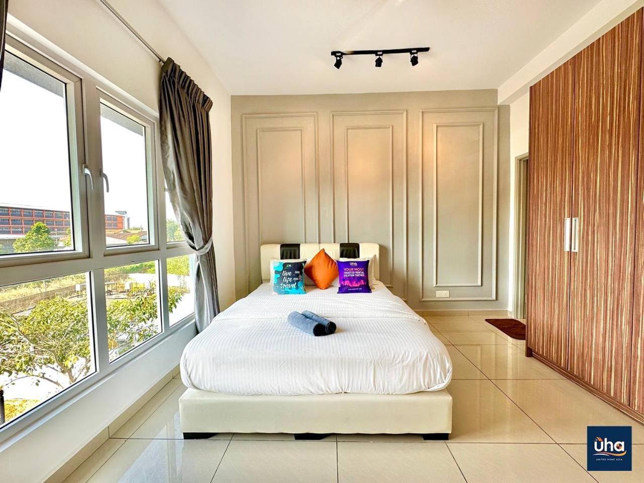 Seasons Luxury Apartment By Jk Home Джохор-Бару Екстер'єр фото